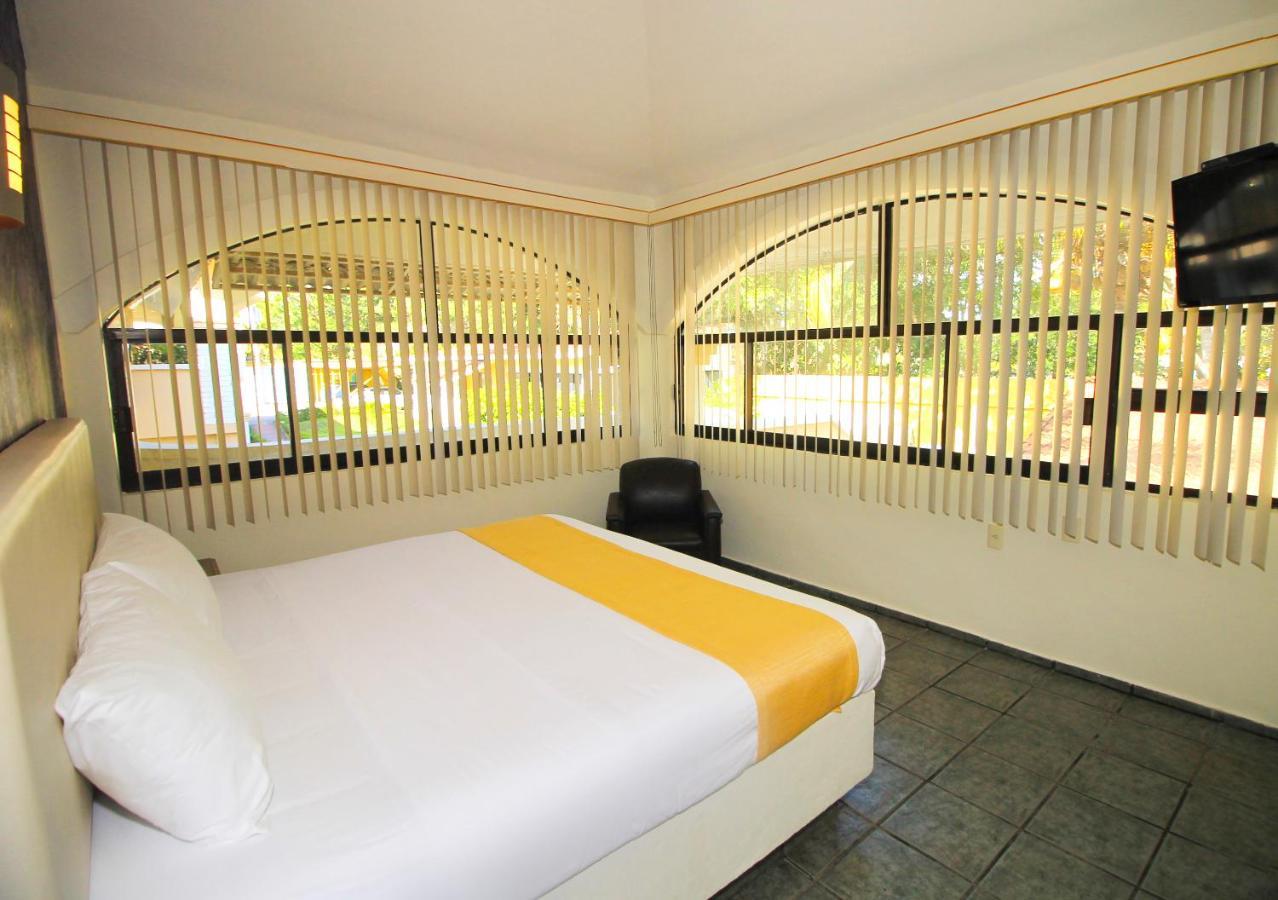 Hotel Gran Palmeiras Playa Chachalacas ภายนอก รูปภาพ
