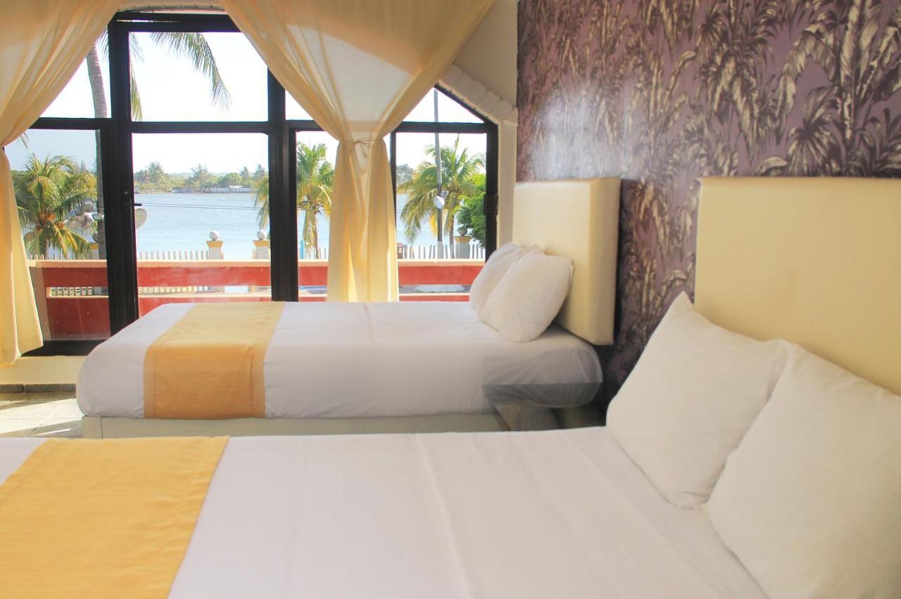 Hotel Gran Palmeiras Playa Chachalacas ภายนอก รูปภาพ