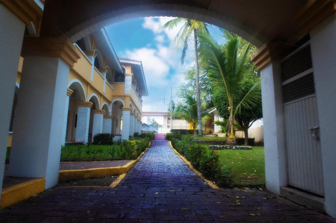 Hotel Gran Palmeiras Playa Chachalacas ภายนอก รูปภาพ