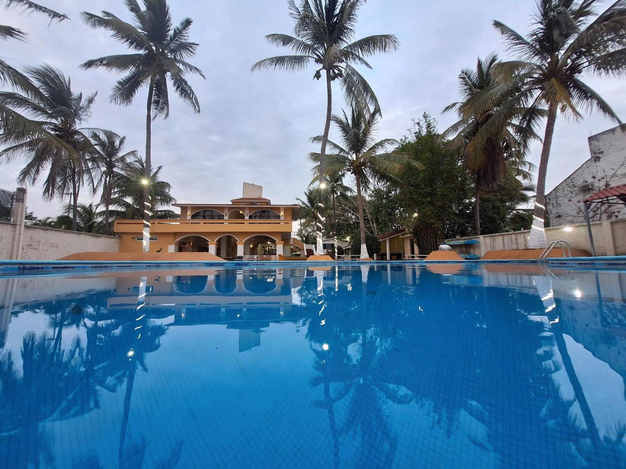 Hotel Gran Palmeiras Playa Chachalacas ภายนอก รูปภาพ